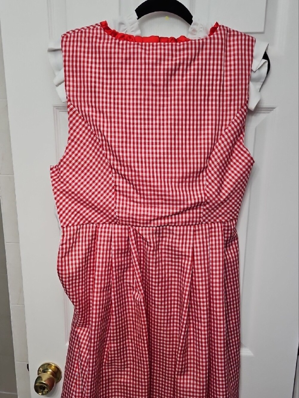 Barmaid German Dirndl Costume - Picture 5 of 6
